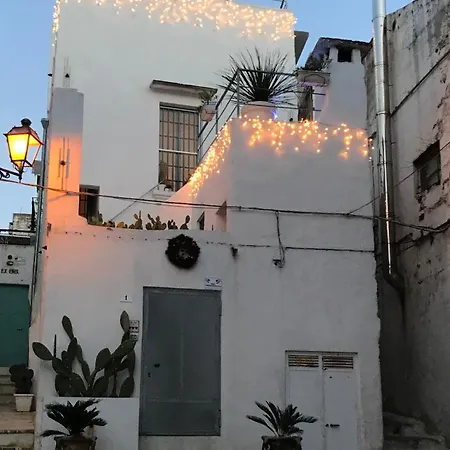 La Casa Si S.a.m. *