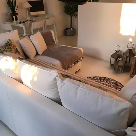 La Casa Si S.a.m.
